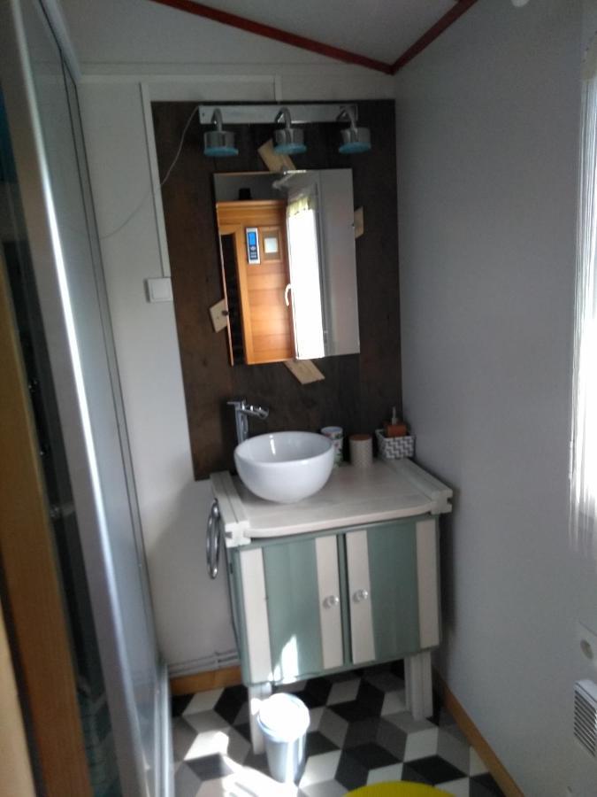 Le Haut Village Chambre D'Hotes Mobi-Loft Cosy Sauna ,Douche ,Chromotherapie Arrest Eksteriør bilde